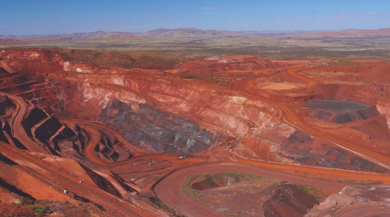 worlds-largest-iron-ore-deposit-unveils-13-billion-year-old-geological-secret